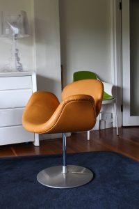 Caramel Little Tulip Pierre Paulin