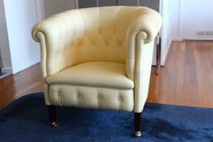 Fumoir Poltrona Frau white leather