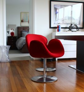 Red little tulips, Artifort Pierre Paulin