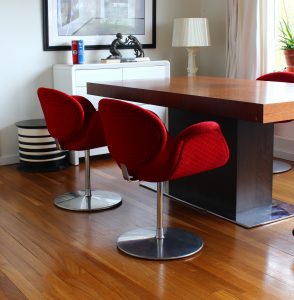 Red little tulips, Artifort Pierre Paulin