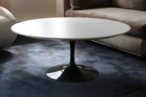 Eero Saarinen table Knoll