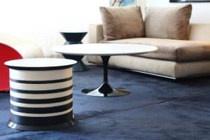 Eero Saarinen table Knoll