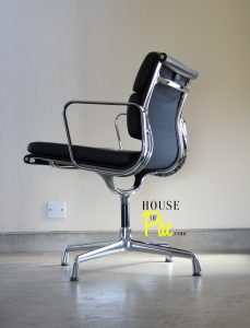 House of Pac - Vitra Softpad EA208 black leather