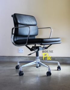 House of Pac - EA217 Black Vitra Eames