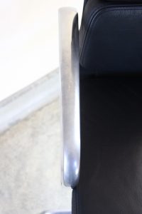 House of Pac - EA217 Black Vitra Eames