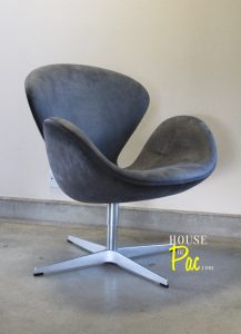 House of Pac - Swan chair by Arne Jacobsen and Fritz Hansen