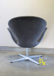 House of Pac - Swan chair by Arne Jacobsen and Fritz Hansen