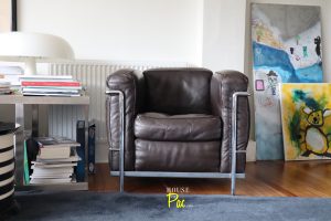 House of Pac - LC2 Cassina brown leather Le Corbusier Perriand