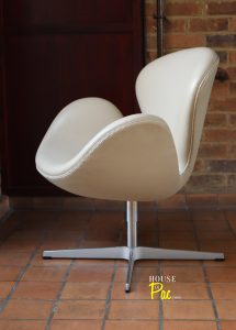 House of Pac - Leather Swan Chair Arne Jacobsen Fritz Hansen