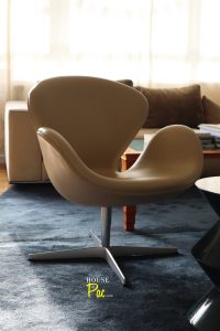 House of Pac - Leather Swan Chair Arne Jacobsen Fritz Hansen