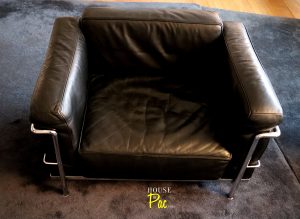 House of Pac - LC3 Cassina Perriand Le Corbusier Jeanneret Black leather