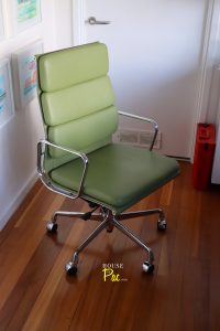 House of Pac - Green leather EA219 Eames Vitra