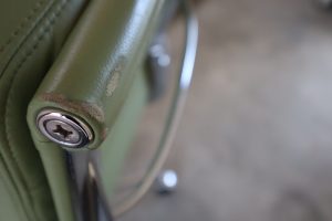 House of Pac - Green leather EA219 Eames Vitra