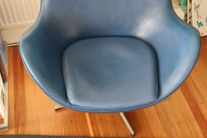 House of Pac - Egg Chair blue leather Arne Jacobsen Fritz Hansen