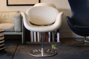 House of Pac - White leather Artifort little tulips by Pierre Paulin