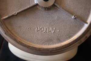 House of Pac - White leather Artifort little tulips by Pierre Paulin