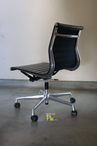 House of Pac - Vitra Eames Aluminium chair EA117 black leather