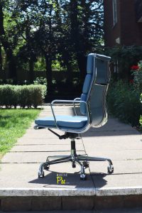 House of Pac - Eames EA219 blue leather Vitra