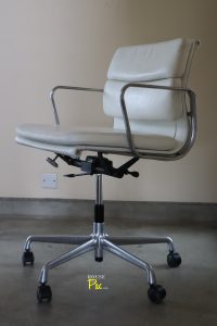 House of Pac - Vitra Eames EA217 Softpad chair white leather