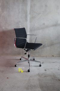 House of Pac - Eames EA117 Vitra Black hopstack
