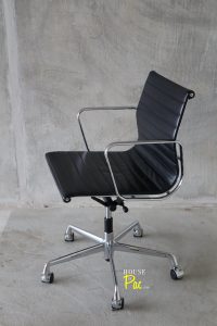 House of Pac - EA117 Eames Vitra black leather